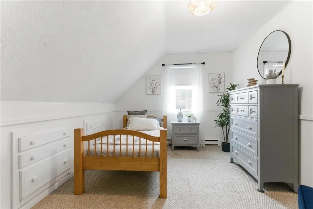 216 Cook Street Auburn ME 04210