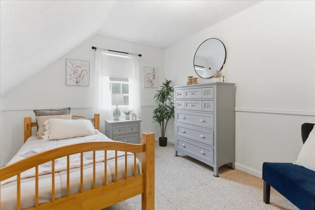 216 Cook Street Auburn ME 04210