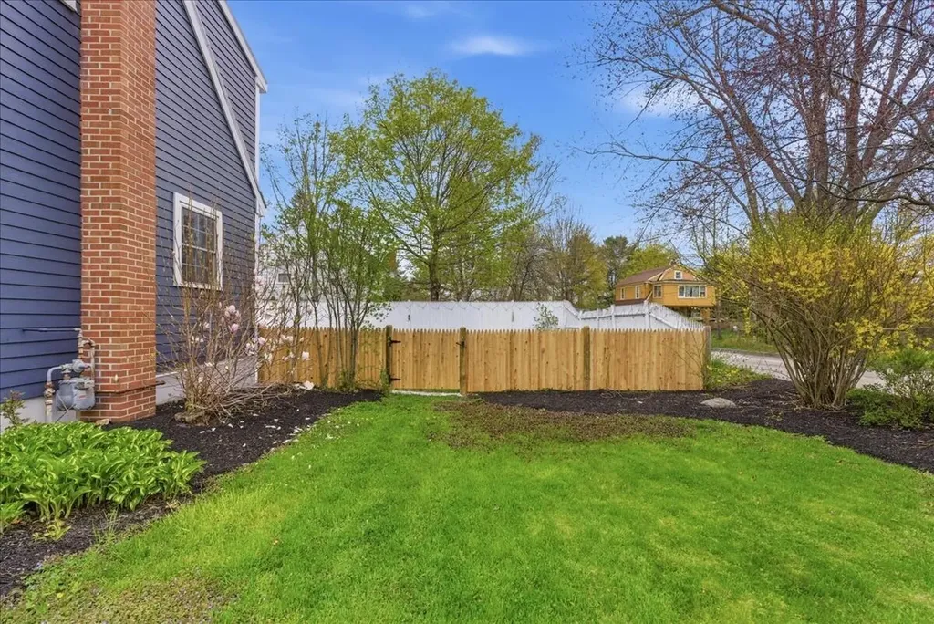 216 Cook Street Auburn ME 04210
