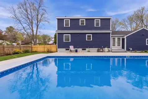 216 Cook Street Auburn ME 04210