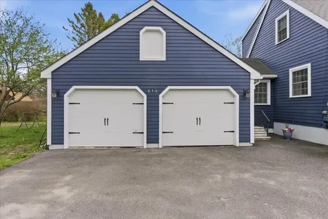 216 Cook Street Auburn ME 04210