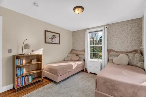 21 Glazier Lane Levant ME 04456