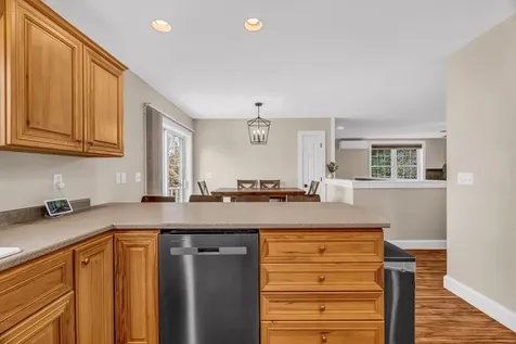 21 Glazier Lane Levant ME 04456