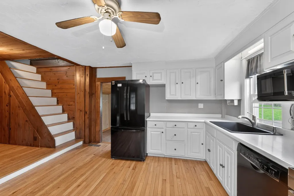 387 Cider Hill Road York ME 03909