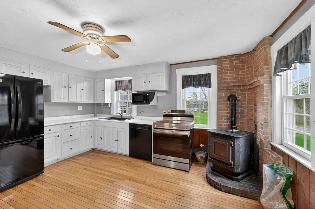 387 Cider Hill Road York ME 03909