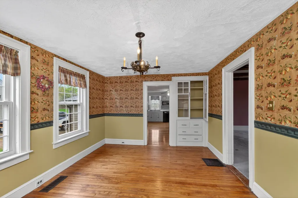 387 Cider Hill Road York ME 03909