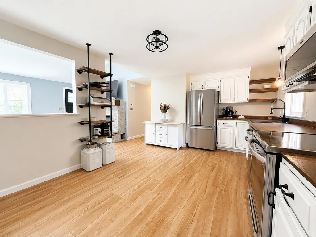 73 Greenfield Road Waterboro ME 04061