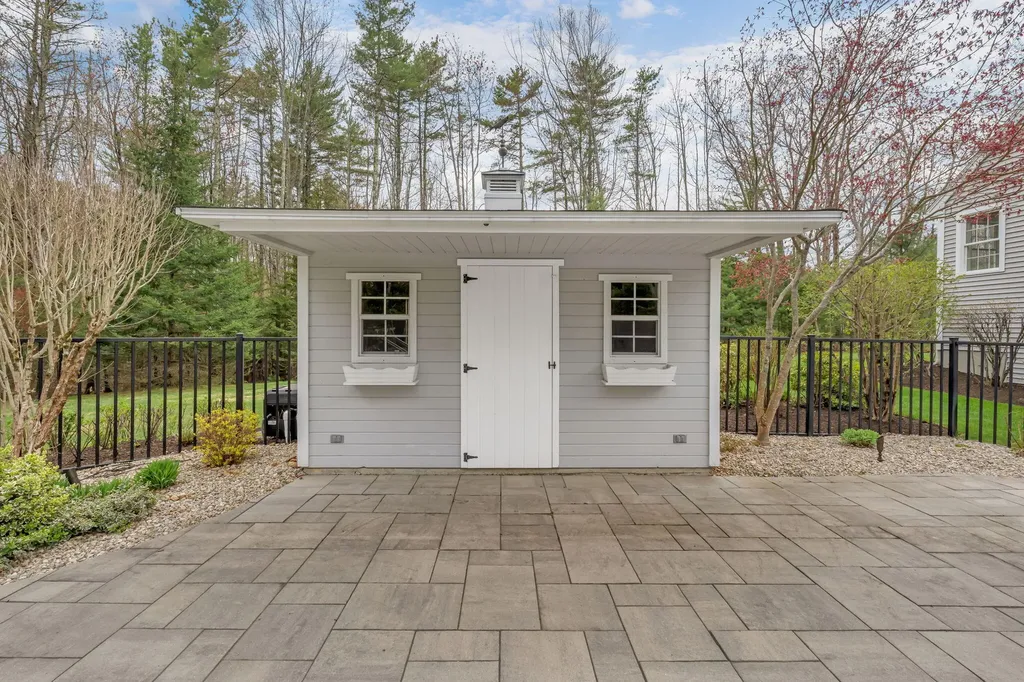 7 Landmark Road Scarborough ME 04074