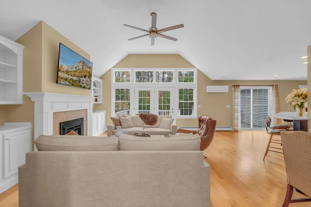 7 Landmark Road Scarborough ME 04074