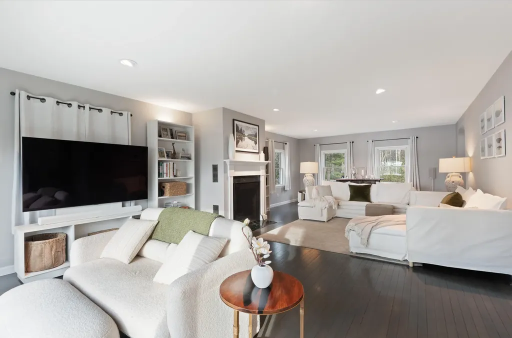 132 Harpswell Neck Road Harpswell ME 04079
