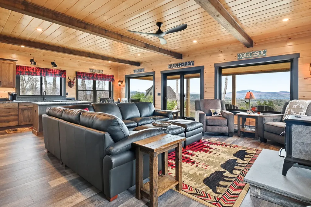 15 Barkies Way Rangeley ME 04970