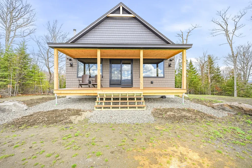 15 Barkies Way Rangeley ME 04970