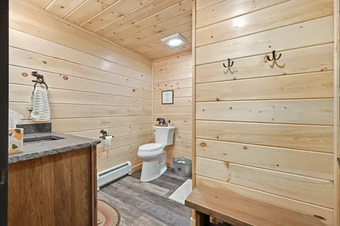 15 Barkies Way Rangeley ME 04970