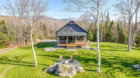 15 Barkies Way Rangeley ME 04970