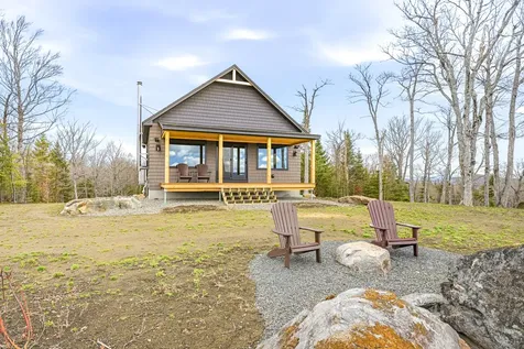 15 Barkies Way Rangeley ME 04970