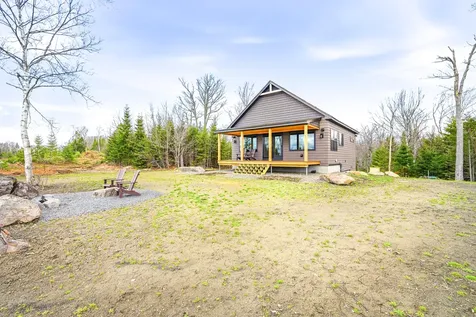 15 Barkies Way Rangeley ME 04970