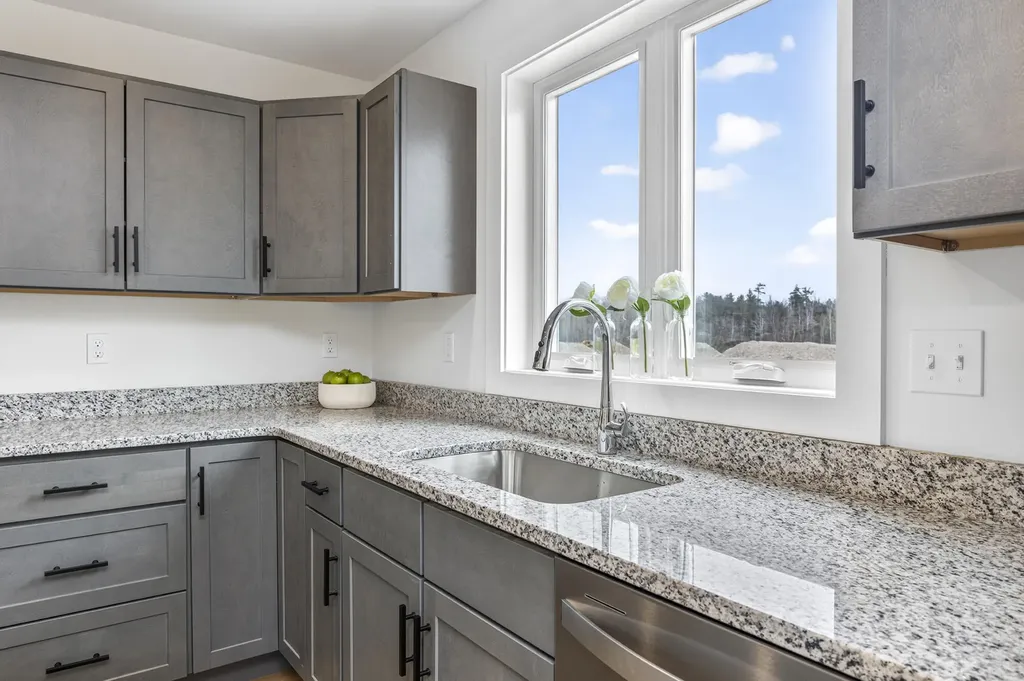 18 Feldspar Lane Cumberland ME 04021