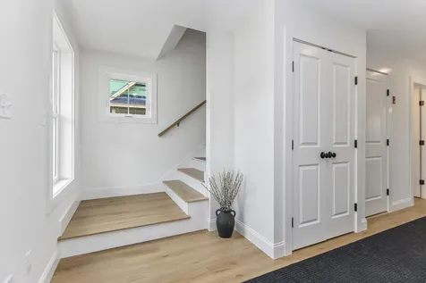 18 Feldspar Lane Cumberland ME 04021