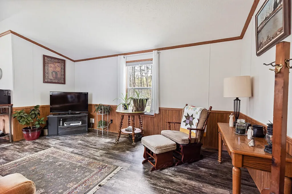 797 E Pittston Road Pittston ME 04345