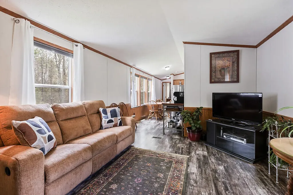 797 E Pittston Road Pittston ME 04345