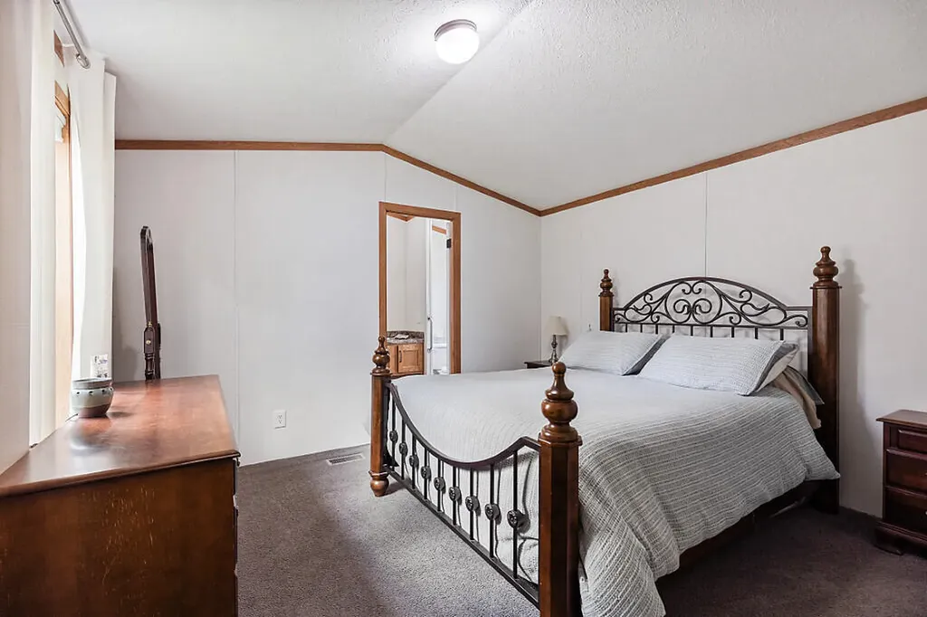 797 E Pittston Road Pittston ME 04345