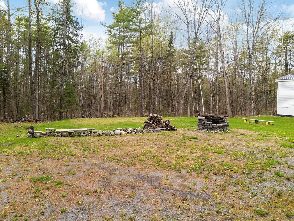 797 E Pittston Road Pittston ME 04345