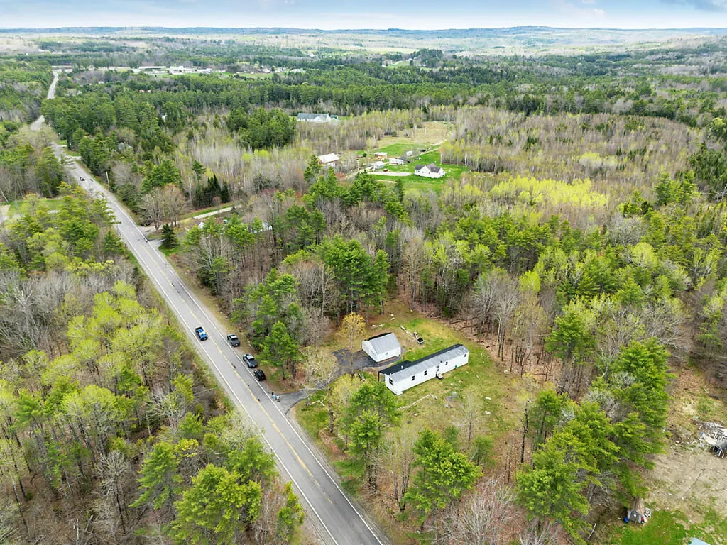 797 E Pittston Road Pittston ME 04345