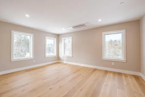 21 Fairway Commons Drive Gorham ME 04038