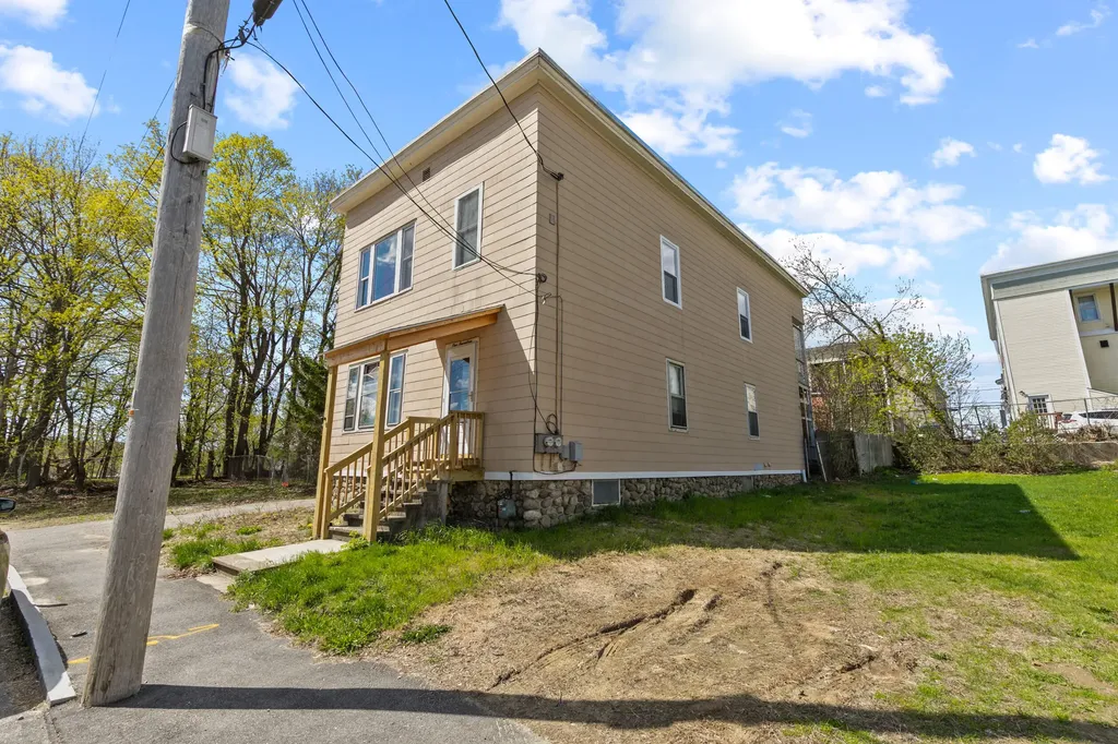 117 Shawmut Street Lewiston ME 04240