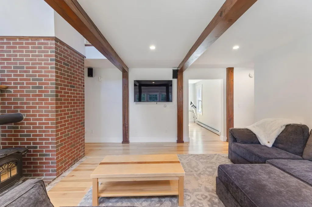 338 Boom Road Saco ME 04072