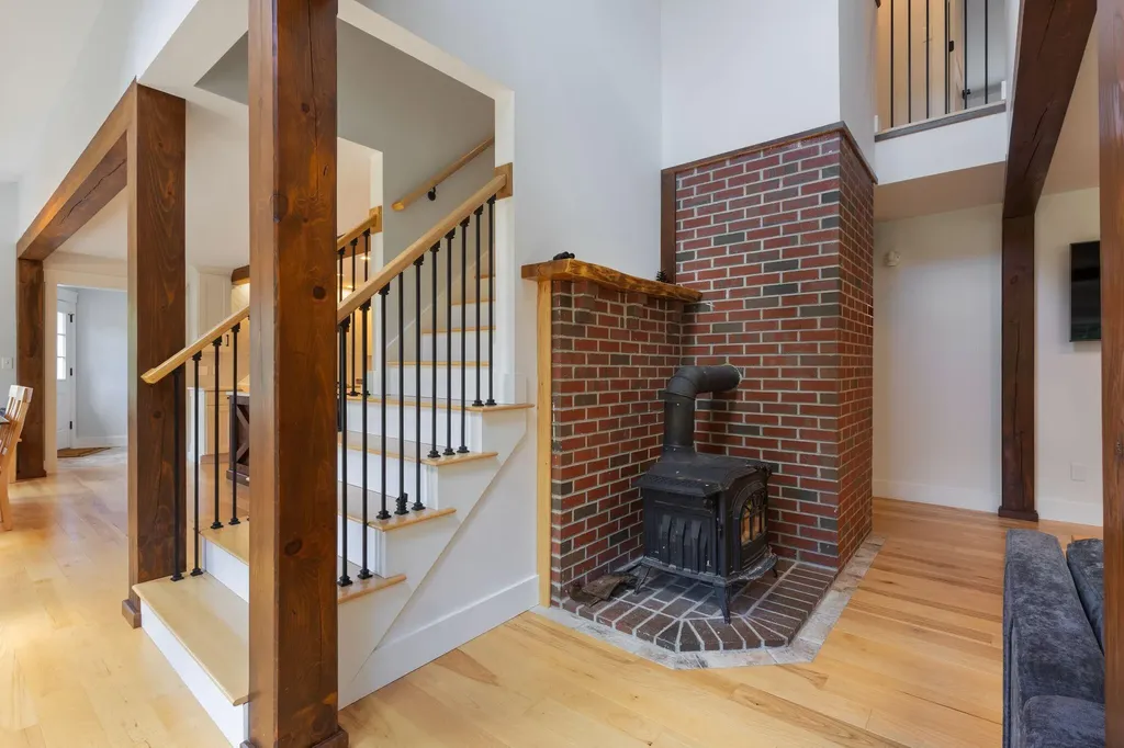 338 Boom Road Saco ME 04072
