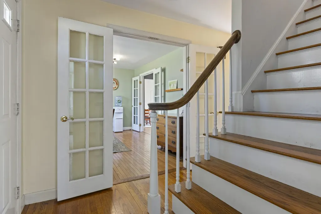 17 Glenndale Circle Scarborough ME 04074
