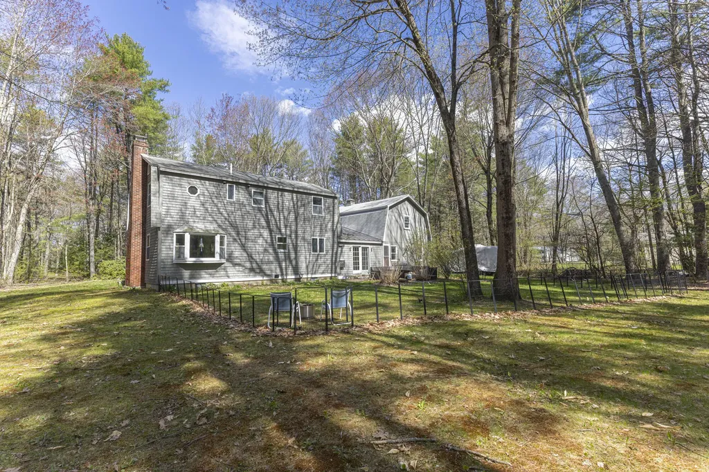 17 Glenndale Circle Scarborough ME 04074