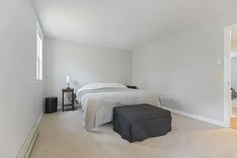 17 Glenndale Circle Scarborough ME 04074