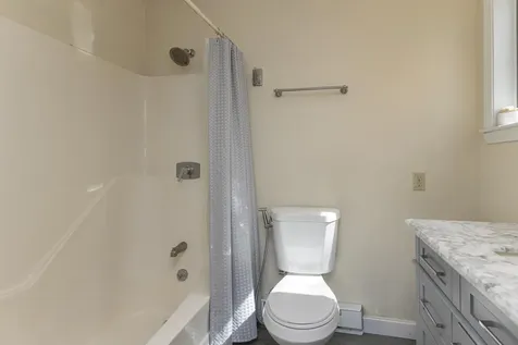 17 Glenndale Circle Scarborough ME 04074