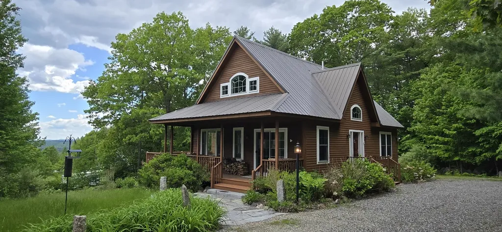 36 Lakeview Lane Harrison ME 04040