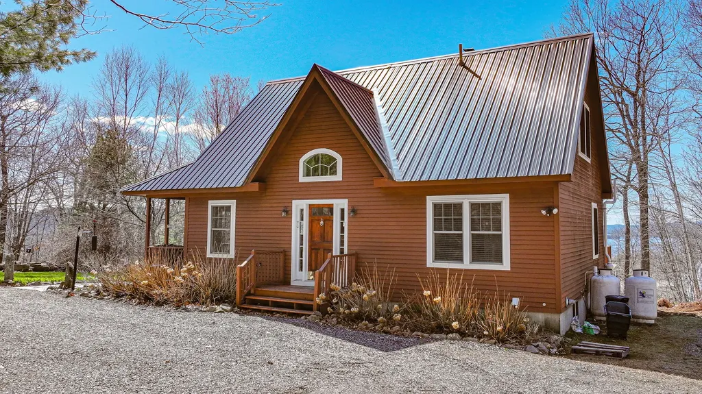 36 Lakeview Lane Harrison ME 04040