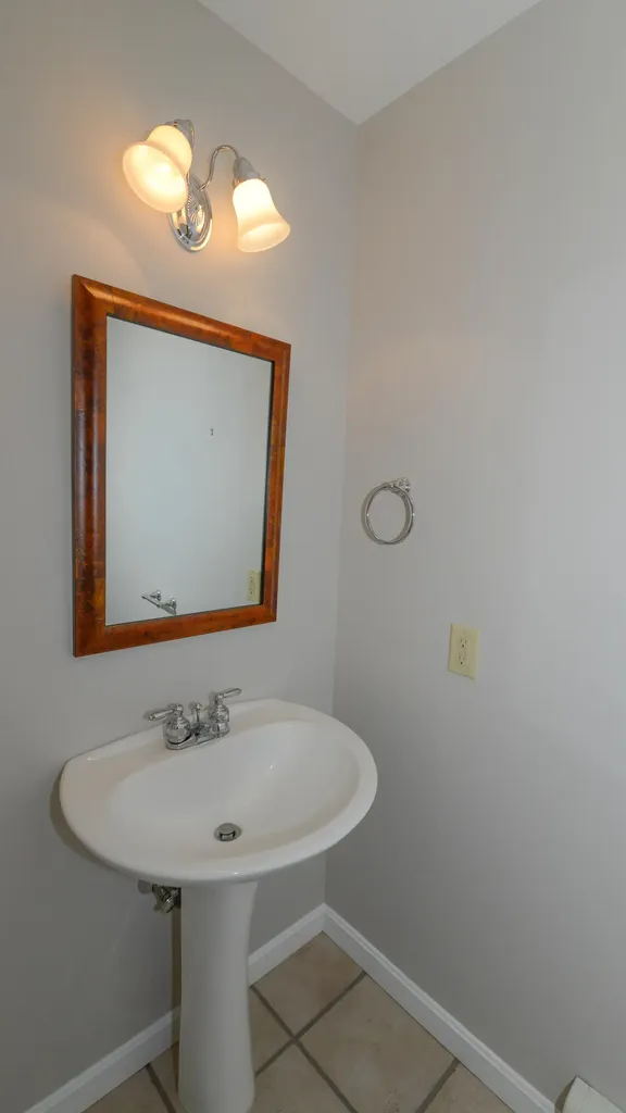 36 Lakeview Lane Harrison ME 04040