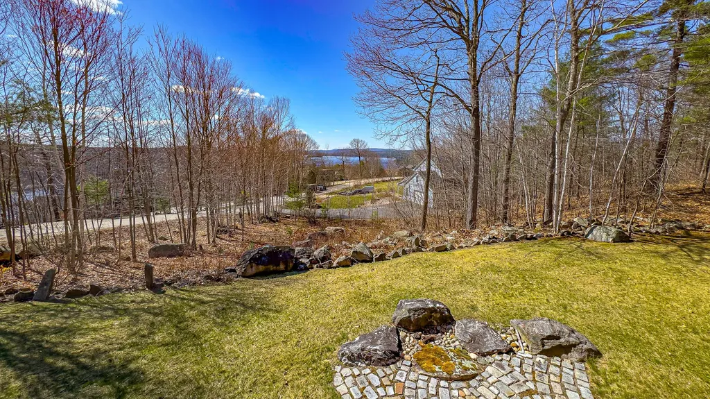 36 Lakeview Lane Harrison ME 04040