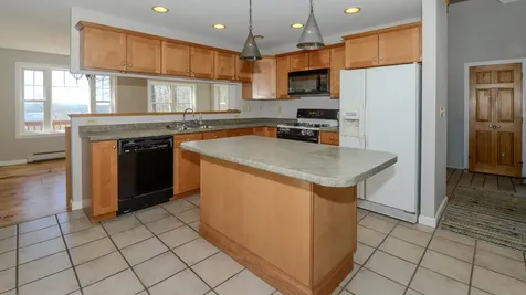 36 Lakeview Lane Harrison ME 04040