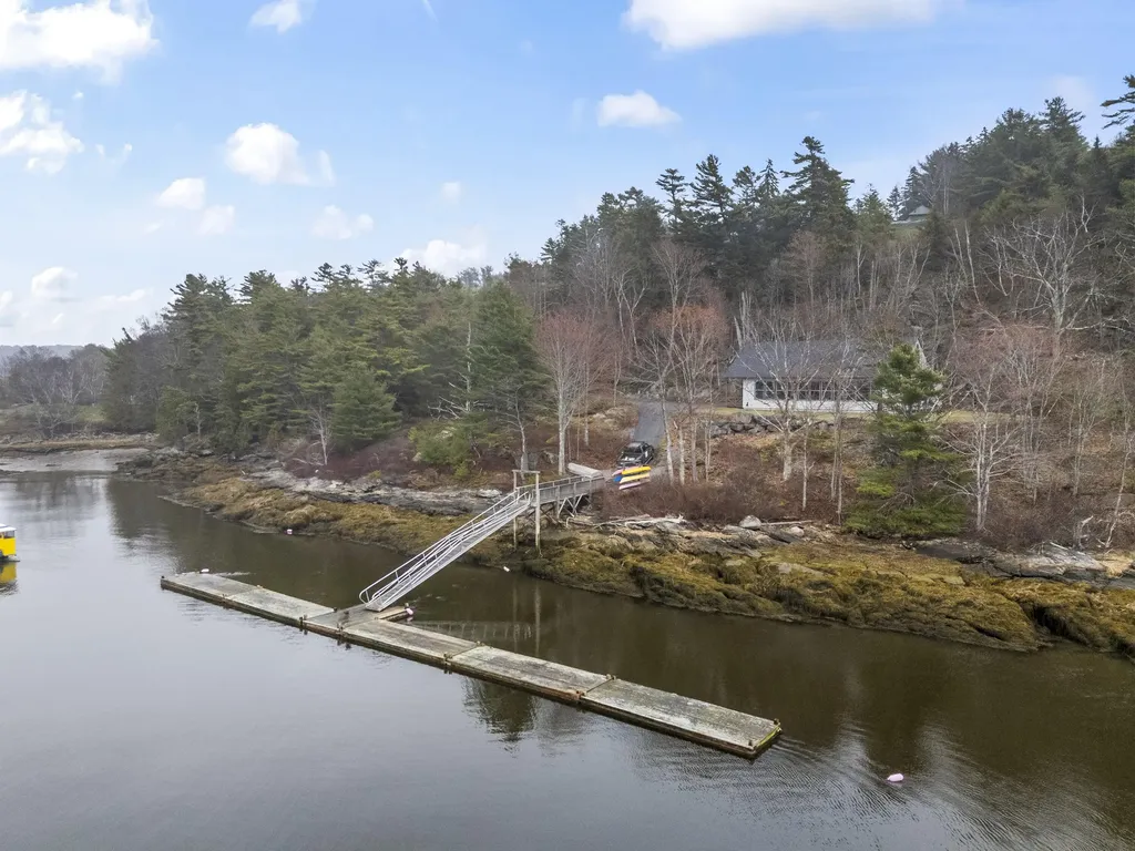 61 Rotunda Hill Road Georgetown ME 04548