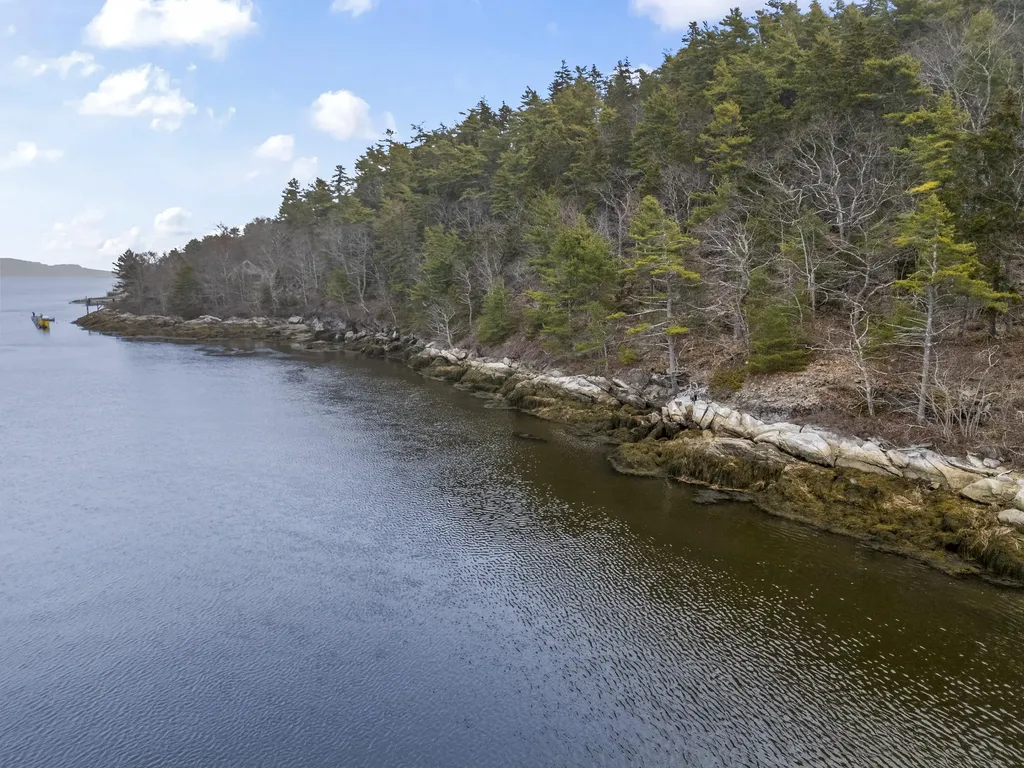 61 Rotunda Hill Road Georgetown ME 04548
