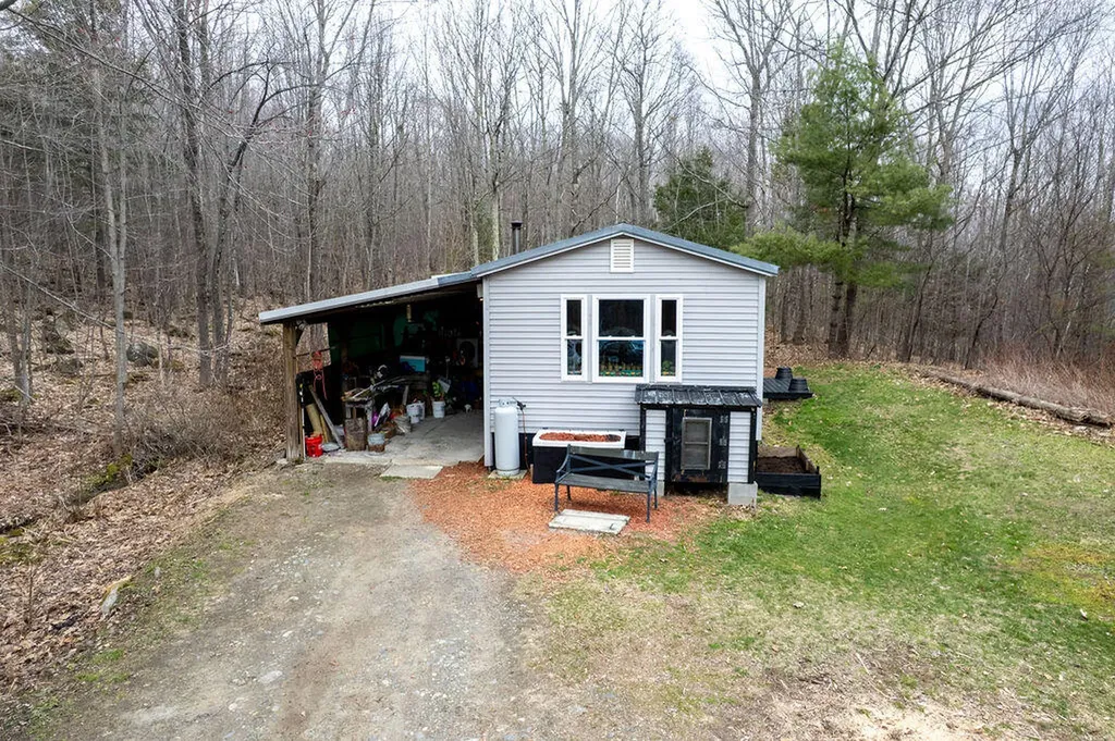 1071 Bean Road Mount Vernon ME 04352