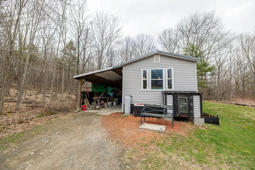 1071 Bean Road Mount Vernon ME 04352