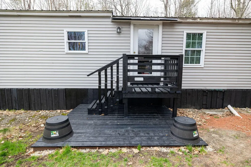 1071 Bean Road Mount Vernon ME 04352