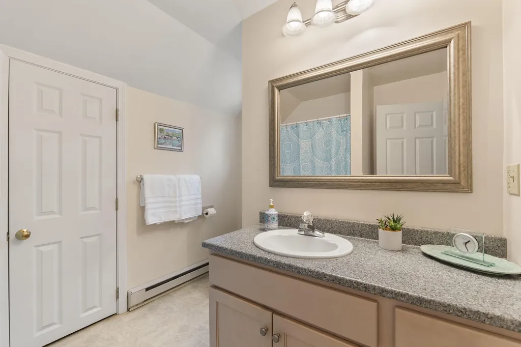 188 Ridge Road Frye Island ME 04071