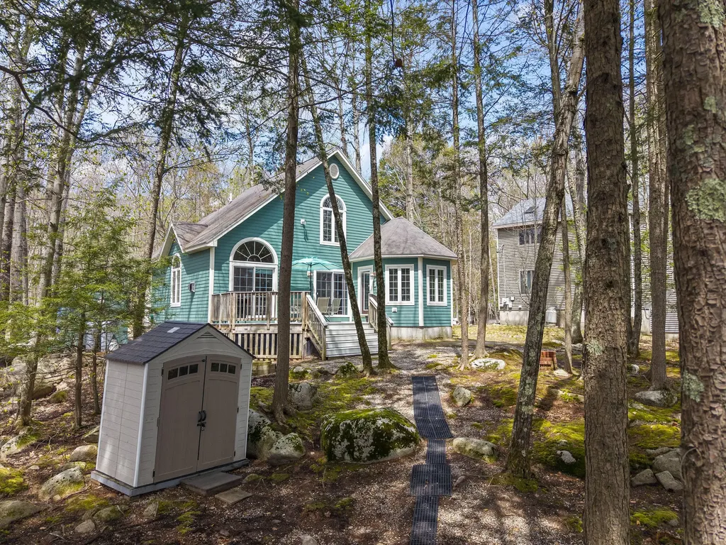 188 Ridge Road Frye Island ME 04071