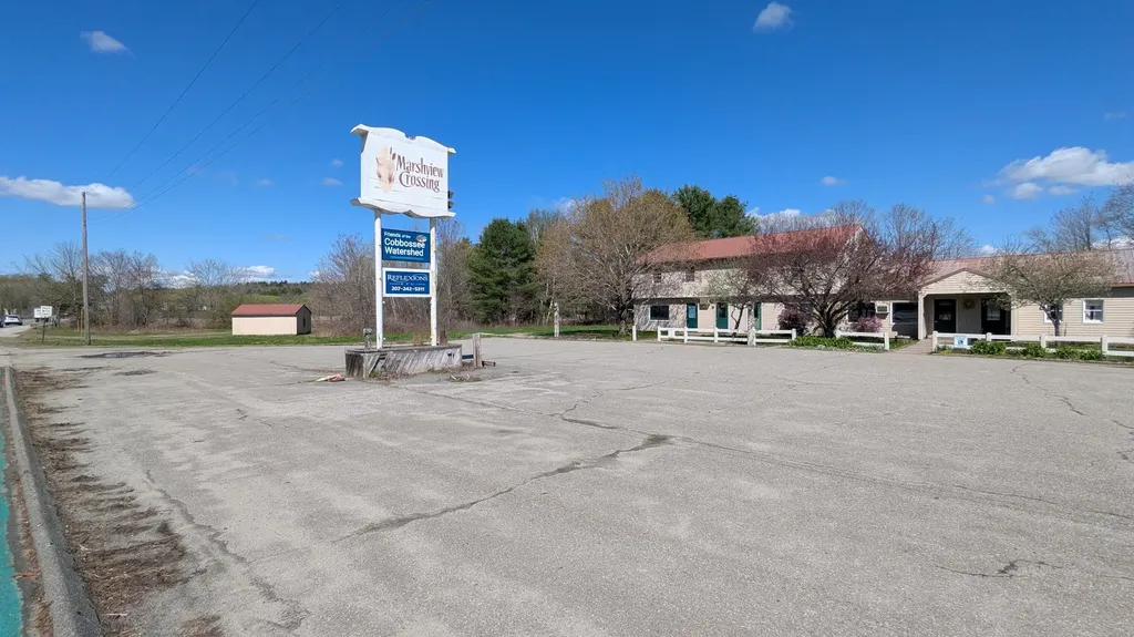 2518 U.s. 202 Winthrop ME 04364