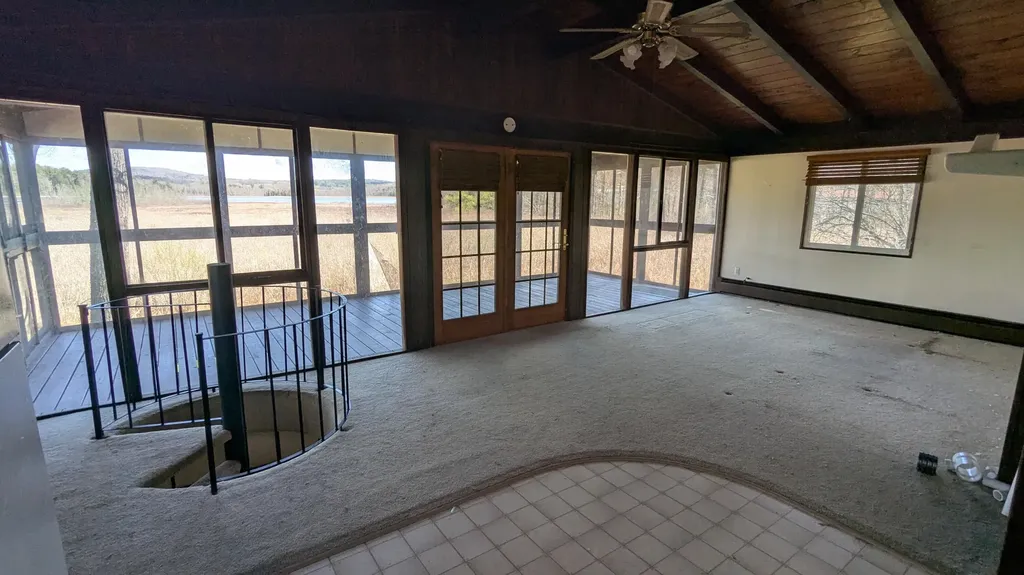 2518 U.s. 202 Winthrop ME 04364