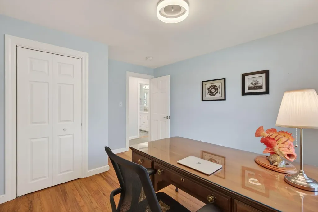 3 Whitney Road Falmouth ME 04105